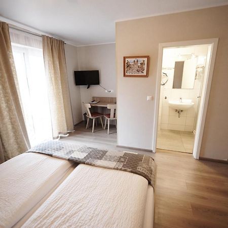 ברמרהבן Hotel Wurster Kroog מראה חיצוני תמונה
