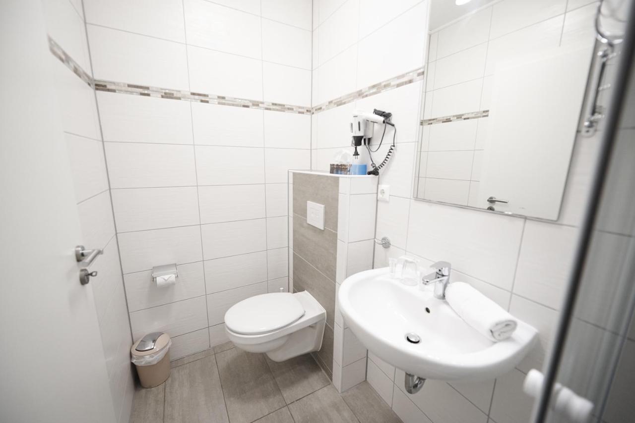 ברמרהבן Hotel Wurster Kroog מראה חיצוני תמונה