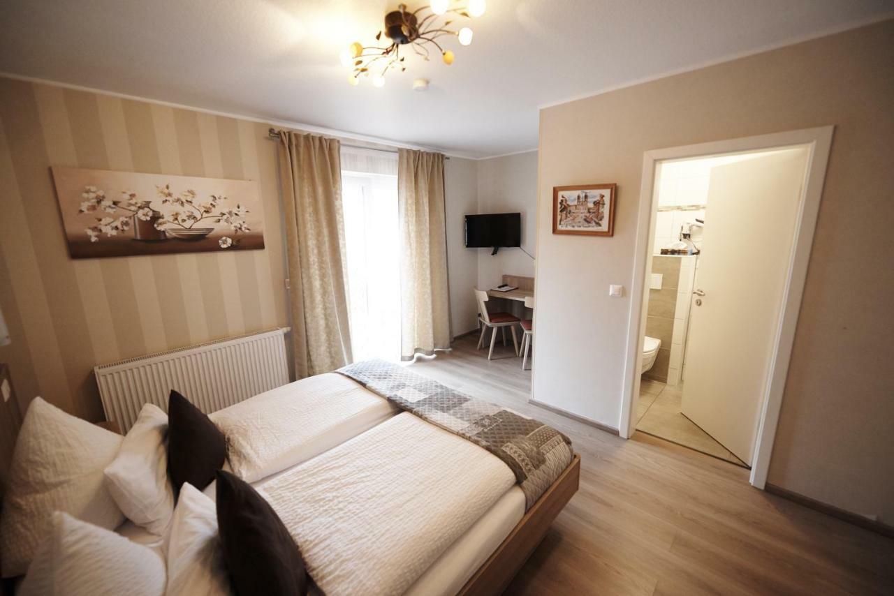 ברמרהבן Hotel Wurster Kroog מראה חיצוני תמונה