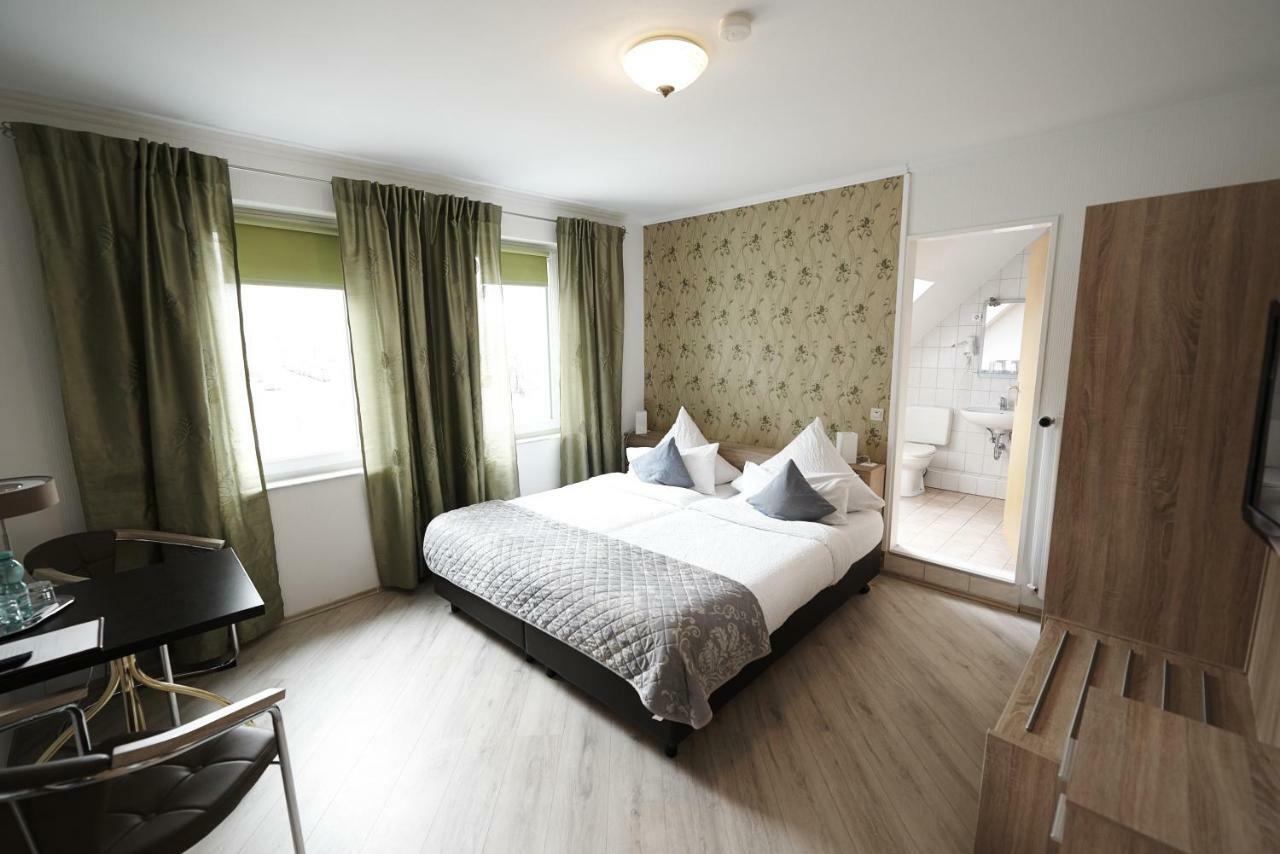 ברמרהבן Hotel Wurster Kroog מראה חיצוני תמונה