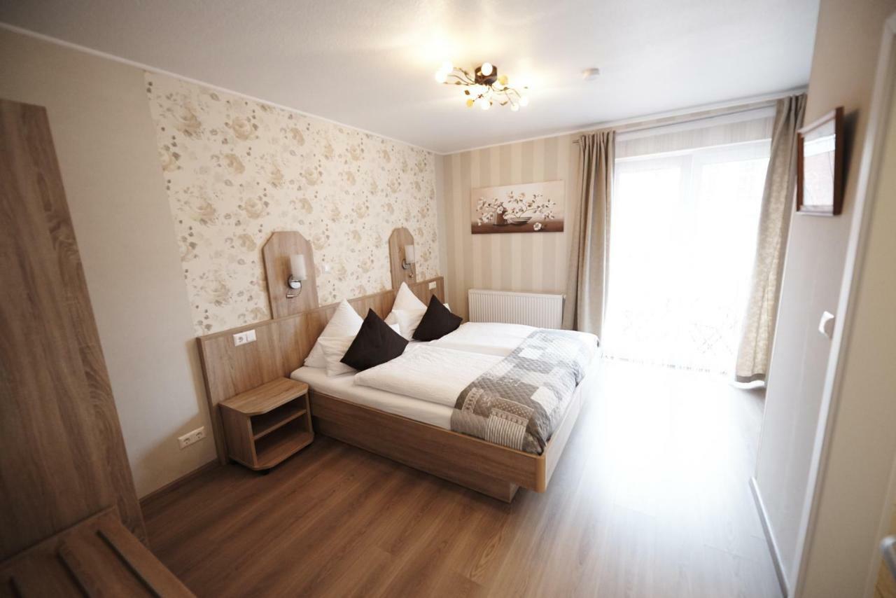 ברמרהבן Hotel Wurster Kroog מראה חיצוני תמונה